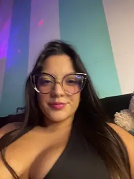 alilith online show from November 21, 7:49 pm