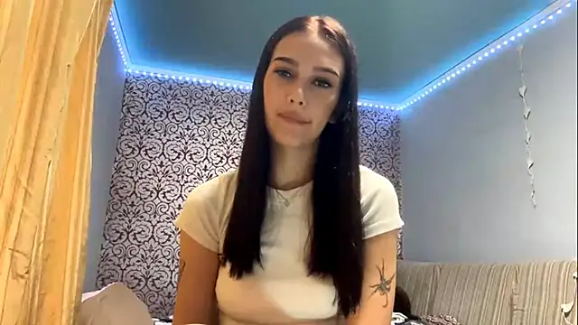 AuraJefcoat online show from September 23, 4:05 pm