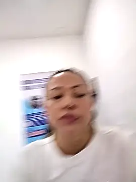 Madisson-04  online show from November 8, 10:04 pm