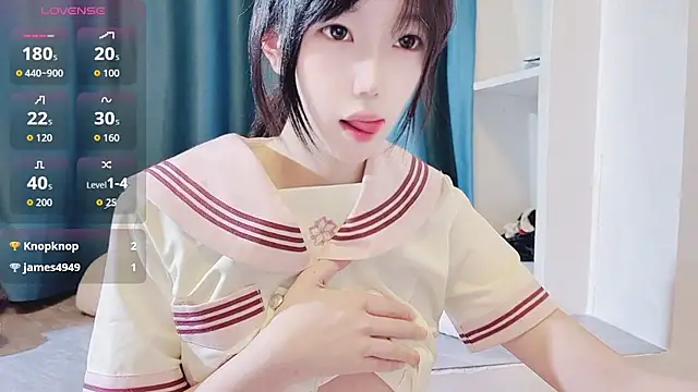 TuTu0066 online show from June 14, 2:28 pm