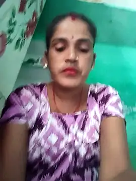Snapshot of Nillohot chatting on October 13, 7:44 am Nillohot online show from October 13, 7:44 am