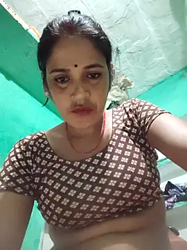Snapshot of Nillohot chatting on October 9, 9:41 pm Nillohot online show from October 9, 9:41 pm