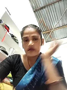 Snapshot of Nillohot chatting on October 16, 12:08 pm Nillohot online show from October 16, 12:08 pm