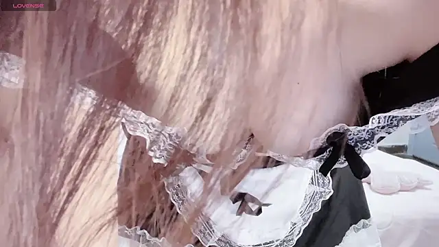 Honeypeach112 online show from October 4, 4:22 pm