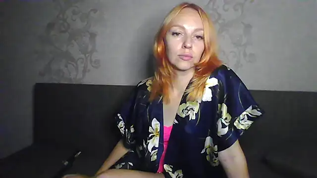 Snapshot of MashaSwan9977 chatting on October 14, 3:36 pm MashaSwan9977 online show from October 14, 3:36 pm