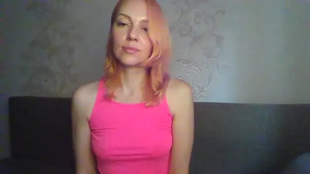 Snapshot of MashaSwan9977 chatting on October 8, 12:31 pm MashaSwan9977 online show from October 8, 12:31 pm