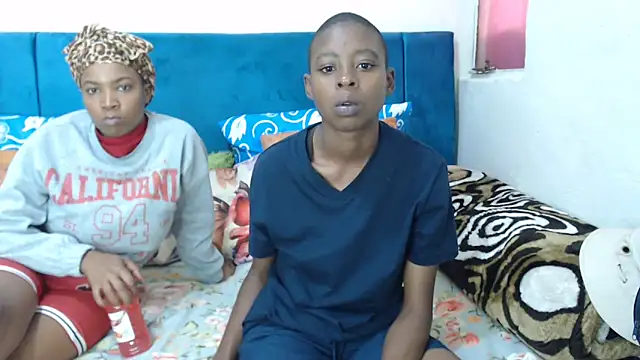 SweetSlenderChoc online show from March 7, 4:47 pm