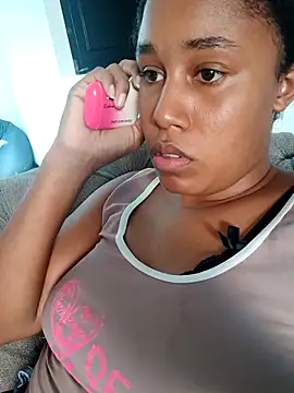 MoniqueMulberry online show from November 7, 7:52 pm