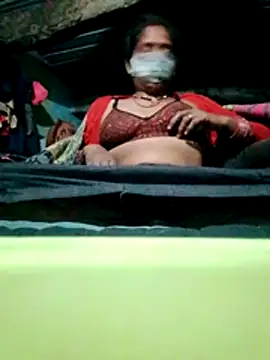 CUTE-004 online show from November 14, 4:07 pm