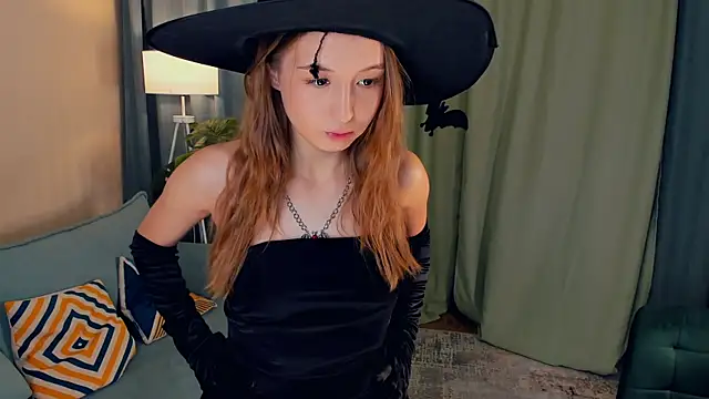 LaritaYoseph online show from October 30, 4:19 pm