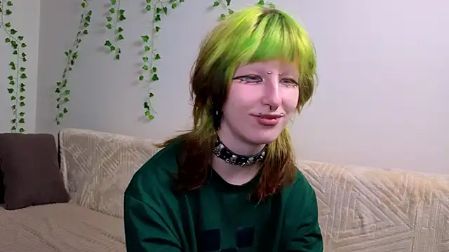 Snapshot of KandraCruser chatting on September 22, 7:56 pm KandraCruser online show from September 22, 7:56 pm