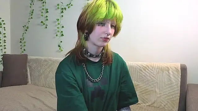 Snapshot of KandraCruser chatting on September 23, 8:29 pm KandraCruser online show from September 23, 8:29 pm