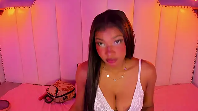 SophiaBloss online show from January 14, 12:10 pm