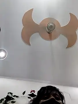 aliyaa9900 online show from September 27, 11:01 pm