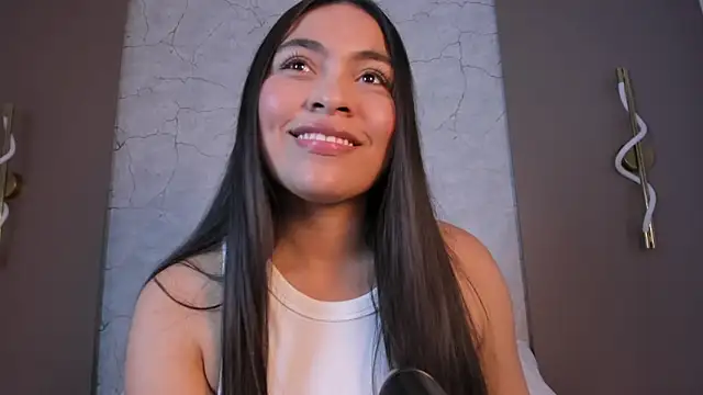 allie bruce online show from December 22, 2:26 am