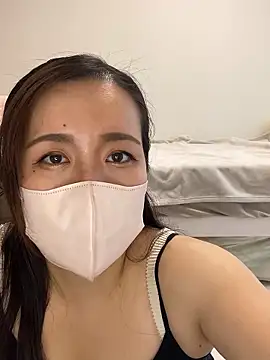 Snapshot of NATSUMI00 chatting on September 28, 6:31 am NATSUMI00 online show from September 28, 6:31 am
