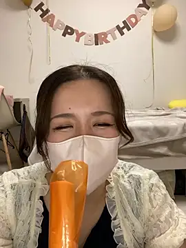 Snapshot of NATSUMI00 chatting on October 12, 11:56 am NATSUMI00 online show from October 12, 11:56 am