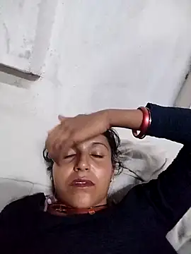 Snapshot of Sonam_shinde chatting on September 24, 6:18 pm Sonam shinde online show from September 24, 6:18 pm