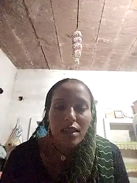 Snapshot of Sonam_shinde chatting on October 10, 6:07 am Sonam shinde online show from October 10, 6:07 am
