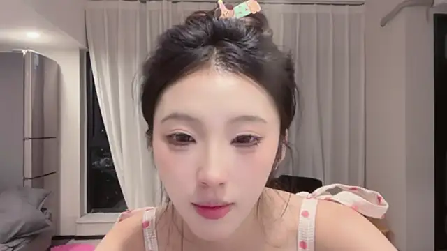 Snapshot of ZhaoZhao-ZM chatting on September 28, 3:17 pm ZhaoZhao-ZM online show from September 28, 3:17 pm