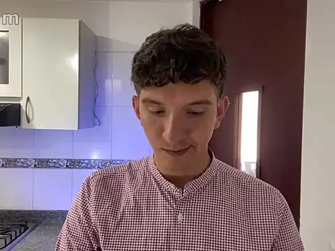 Milan king online show from April 8, 8:55 pm