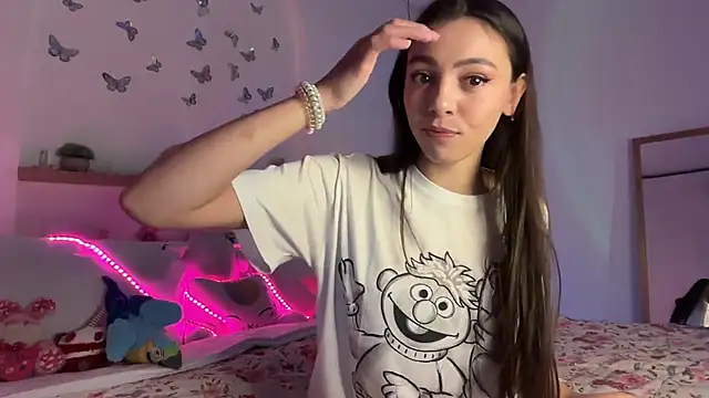 keirasworld online show from June 1, 12:12 am