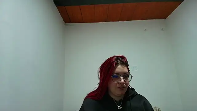 Snapshot of dom-devildakota chatting on September 26, 1:36 am dom-devildakota online show from September 26, 1:36 am