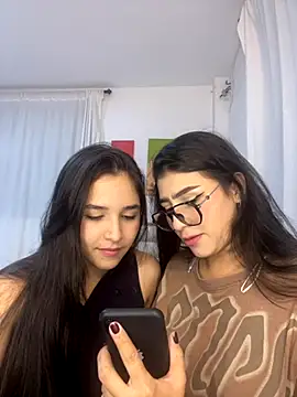 Snapshot of Sweet_and_Rous0 chatting on September 27, 3:36 am Sweet and Rous0 online show from September 27, 3:36 am