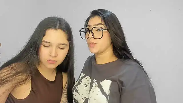 Sweet and Rous0 online show from February 13, 3:19 am