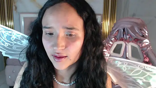 bella vibess s online show from December 3, 8:11 pm