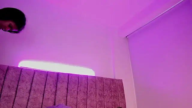 Ambeer fox  online show from March 17, 12:31 pm