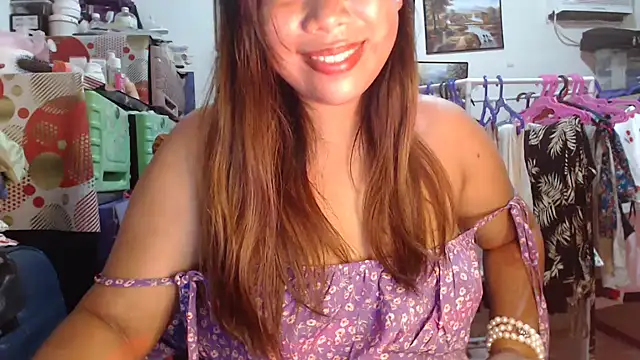 Snapshot of filipina_beauty chatting on September 15, 9:55 pm filipina beauty online show from September 15, 9:55 pm
