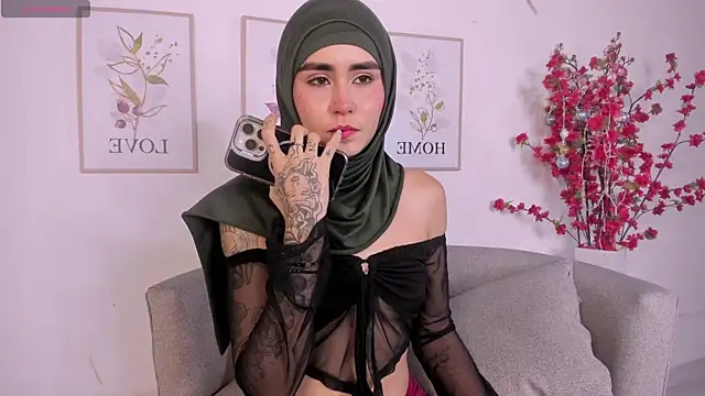 seraphine arabic online show from July 18, 7:05 pm
