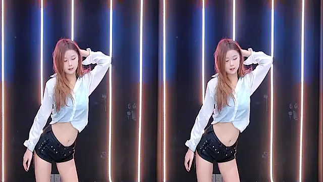 queen-001 online show from November 10, 12:44 pm