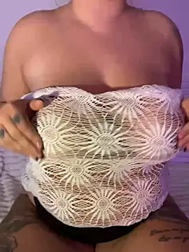 NailaRosee online show from September 16, 8:06 pm