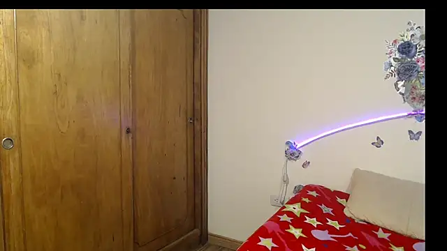 Valeryxs online show from October 21, 7:51 pm