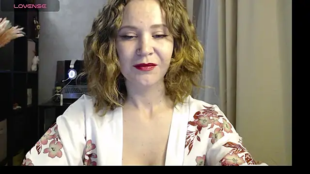Snapshot of harpermoss chatting on September 12, 8:16 pm harpermoss online show from September 12, 8:16 pm