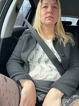 Happymaus online show from March 27, 9:10 am