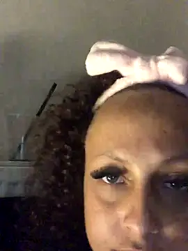 Snapshot of Welsh_Maya19X chatting on September 16, 10:29 pm Welsh Maya19X online show from September 16, 10:29 pm