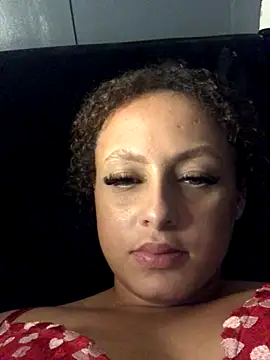 Snapshot of Welsh_Maya19X chatting on September 18, 12:20 am Welsh Maya19X online show from September 18, 12:20 am