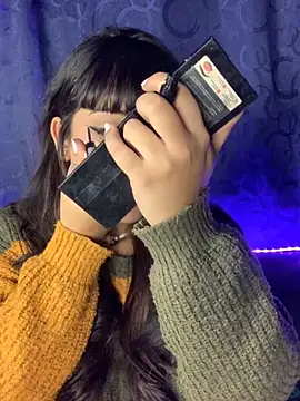 Snapshot of Melody_dreams chatting on October 27, 7:59 am Melody dreams online show from October 27, 7:59 am