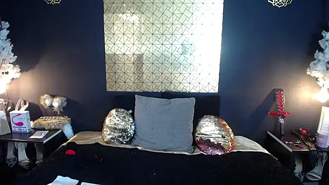 kinky momm online show from April 28, 4:22 pm