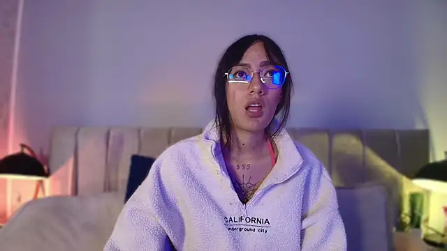 Ameliaa Moon  online show from October 18, 1:36 pm