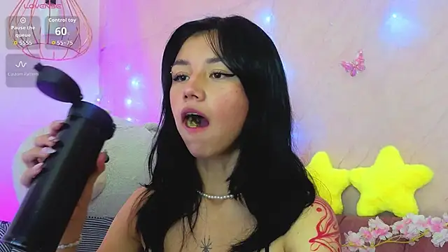 april bennett online show from April 27, 1:08 pm