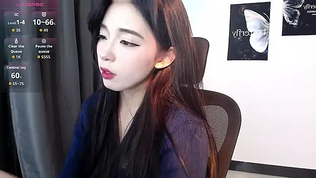 Snapshot of Wfrost0707 chatting on September 25, 12:48 pm Wfrost0707 online show from September 25, 12:48 pm