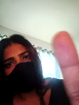 Snapshot of hottie_jenny9 chatting on September 25, 2:21 am hottie jenny9 online show from September 25, 2:21 am