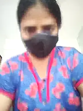 Snapshot of hottie_jenny9 chatting on October 3, 9:25 am hottie jenny9 online show from October 3, 9:25 am