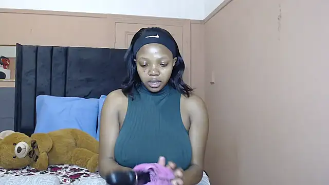 MilfBoobsxx online show from October 1, 3:11 am