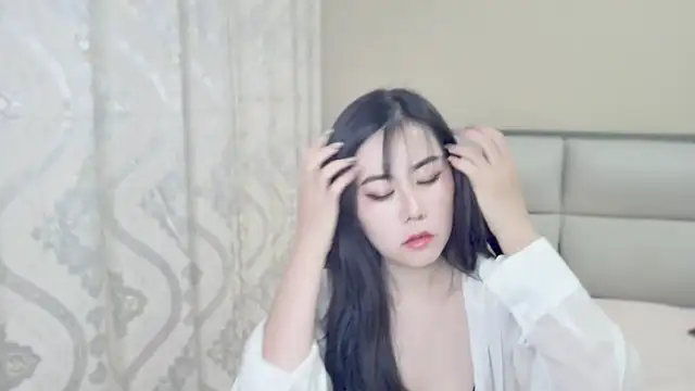 Snapshot of XIAOYU7-2025 chatting on October 14, 1:03 pm XIAOYU7-2025 online show from October 14, 1:03 pm