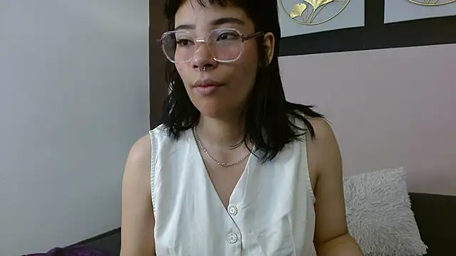 Snapshot of FresaAnix chatting on September 27, 11:28 am FresaAnix online show from September 27, 11:28 am
